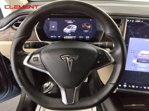 Used 2017 Tesla Model X P100D image 10