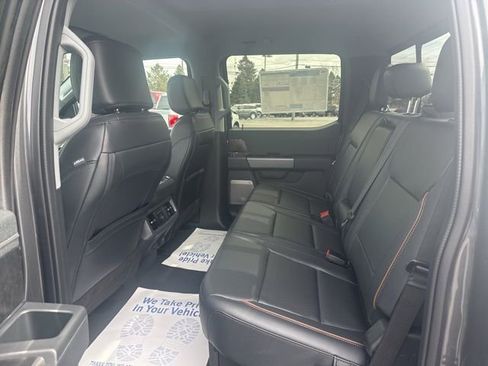 New 2026 Ford F250 Lariat w/ Black Appearance Package AWD/4WD image 10