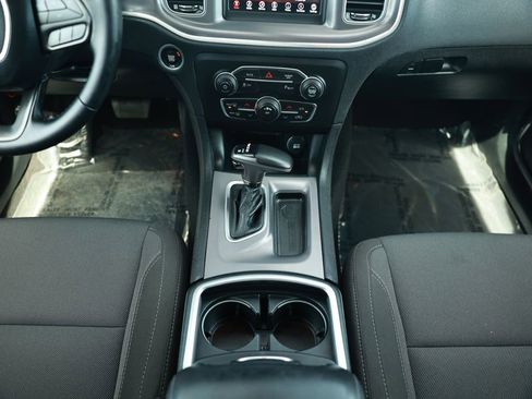 Used 2020 Dodge Charger SXT w/ Driver Convenience Group image 28