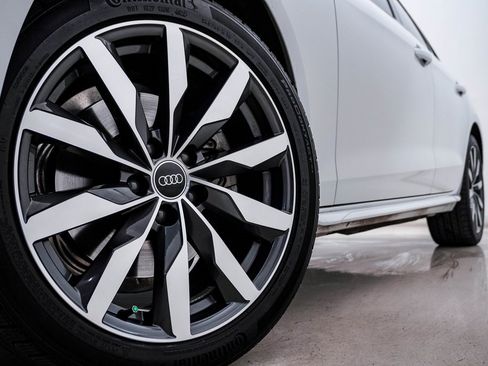 Used 2023 Audi A4 2.0T Premium Plus w/ Premium Plus Package image 5