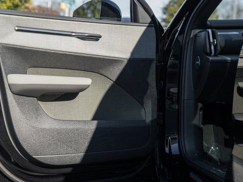 New 2026 Volvo EX30 Ultra w/ Protection Package image 32