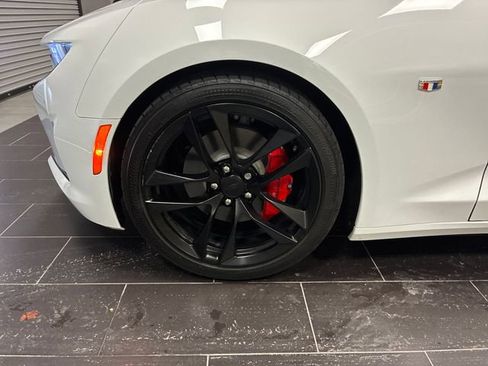 Used 2023 Chevrolet Camaro LT w/ RS Package RWD image 28