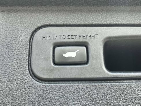 Used 2023 Honda Pilot Elite image 23