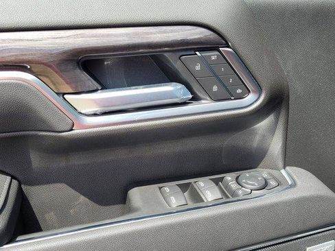 New 2025 Chevrolet Silverado 2500 LTZ w/ LTZ Convenience Package image 12