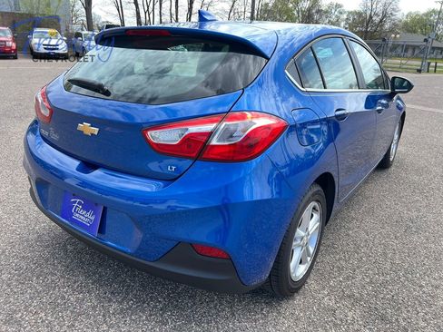 Used 2017 Chevrolet Cruze LT w/ Convenience Package FWD image 6