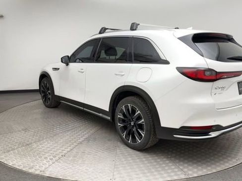 Certified 2024 MAZDA CX-90 Plug-In Hybrid w/ Premium Plus AWD/4WD image 4
