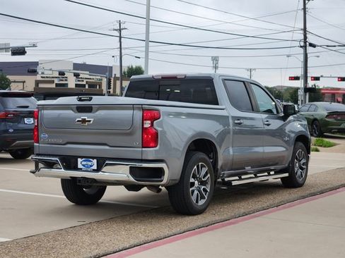 Used 2023 Chevrolet Silverado 1500 LT w/ Convenience Package II RWD image 3