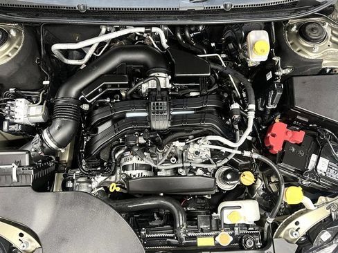 Used 2024 Subaru Outback Premium AWD/4WD image 17