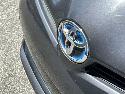 Used 2013 Toyota Prius Four FWD image 10