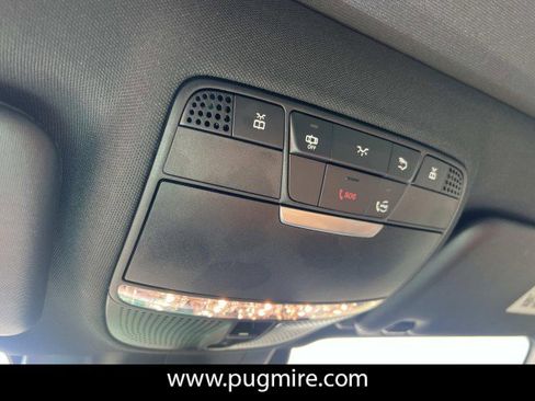 Used 2019 Mercedes-Benz E 300 image 31