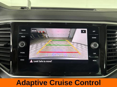 Used 2023 Volkswagen Atlas SE w/ Panoramic Sunroof Package FWD image 18