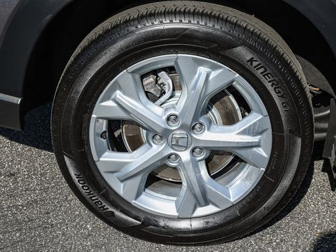 Used 2025 Honda HR-V LX image 11