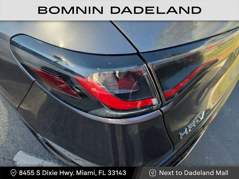 Used 2024 Honda HR-V EX-L image 9