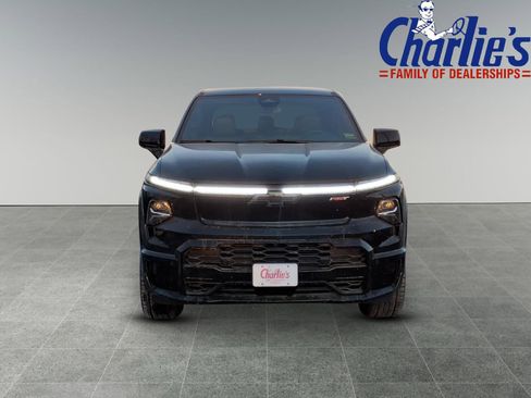 New 2024 Chevrolet Silverado EV RST image 2