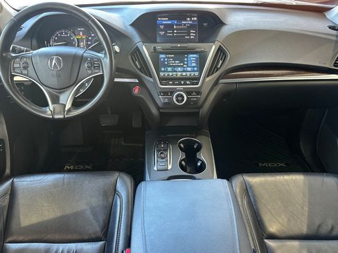 Used 2020 Acura MDX FWD image 17