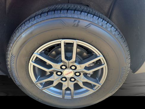 New 2026 GMC Acadia Elevation w/ LPO, Floor Liner Package image 32