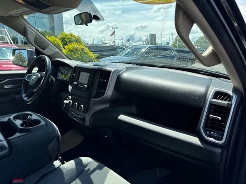 Used 2020 RAM 1500 Big Horn AWD/4WD image 27