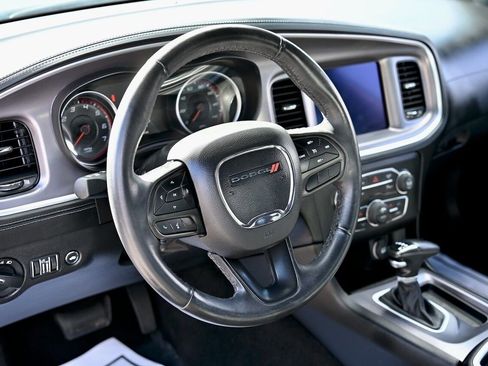 Used 2022 Dodge Charger SXT w/ Plus Group image 8