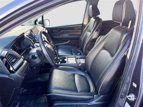 Used 2025 Honda Odyssey Touring image 21