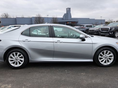 Used 2024 Toyota Camry LE image 16