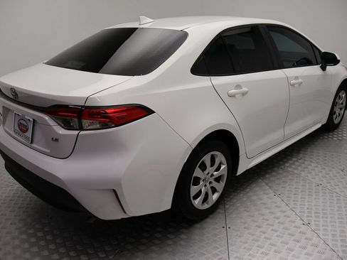Certified 2023 Toyota Corolla LE FWD image 8