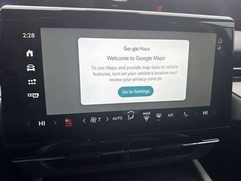 Used 2024 Lincoln Nautilus Premier image 18