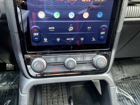 Used 2025 Ford Ranger Raptor AWD/4WD image 17