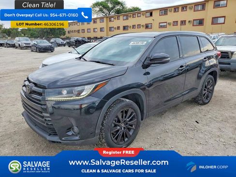 Used 2019 Toyota Highlander SE w/ Nightshade Edition image 1