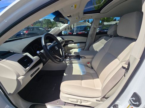 Used 2016 Acura RLX w/ Technology Package FWD image 20