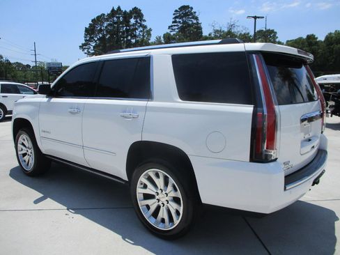 Used 2017 GMC Yukon Denali w/ Open Road Package RWD image 11