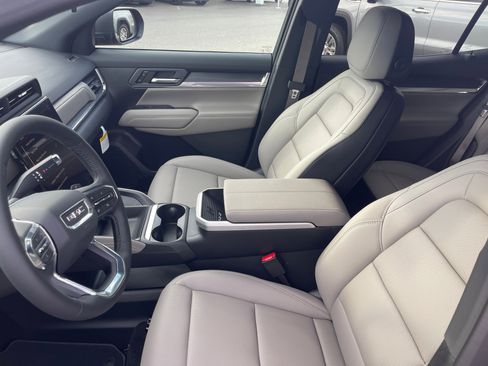 New 2026 GMC Terrain Elevation w/ Elevation Premium Package image 11