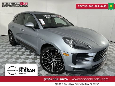 Used 2021 Porsche Macan AWD/4WD image 1