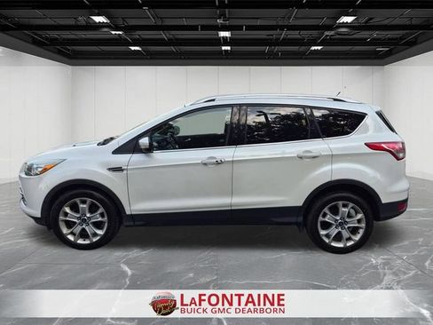 Used 2015 Ford Escape Titanium w/ Equipment Group 301A FWD image 2