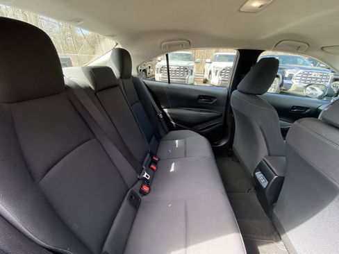 Used 2024 Toyota Corolla LE image 27