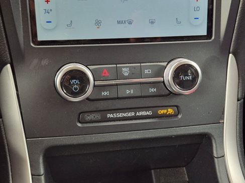 Used 2024 Ford Edge SEL AWD/4WD image 14