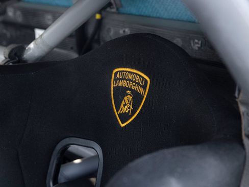 Used 2022 Lamborghini Huracan EVO RWD image 27