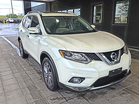 Used 2016 Nissan Rogue SL w/ SL Premium Package AWD/4WD image 3