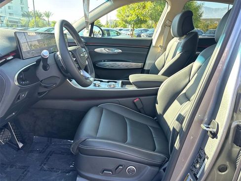 New 2026 Genesis Electrified GV70 image 32