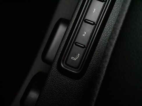 Used 2023 Volkswagen ID.4 Pro S Plus AWD/4WD image 31