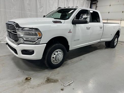 Used 2024 RAM 3500 Laramie image 3