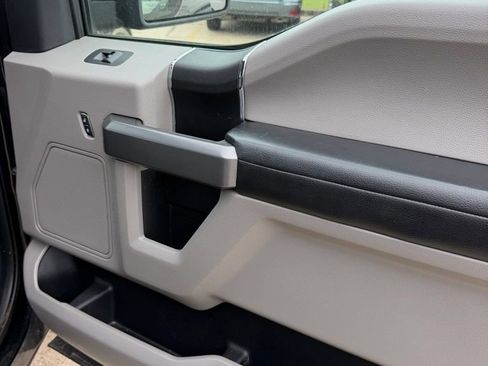 Used 2018 Ford F150 XLT image 21