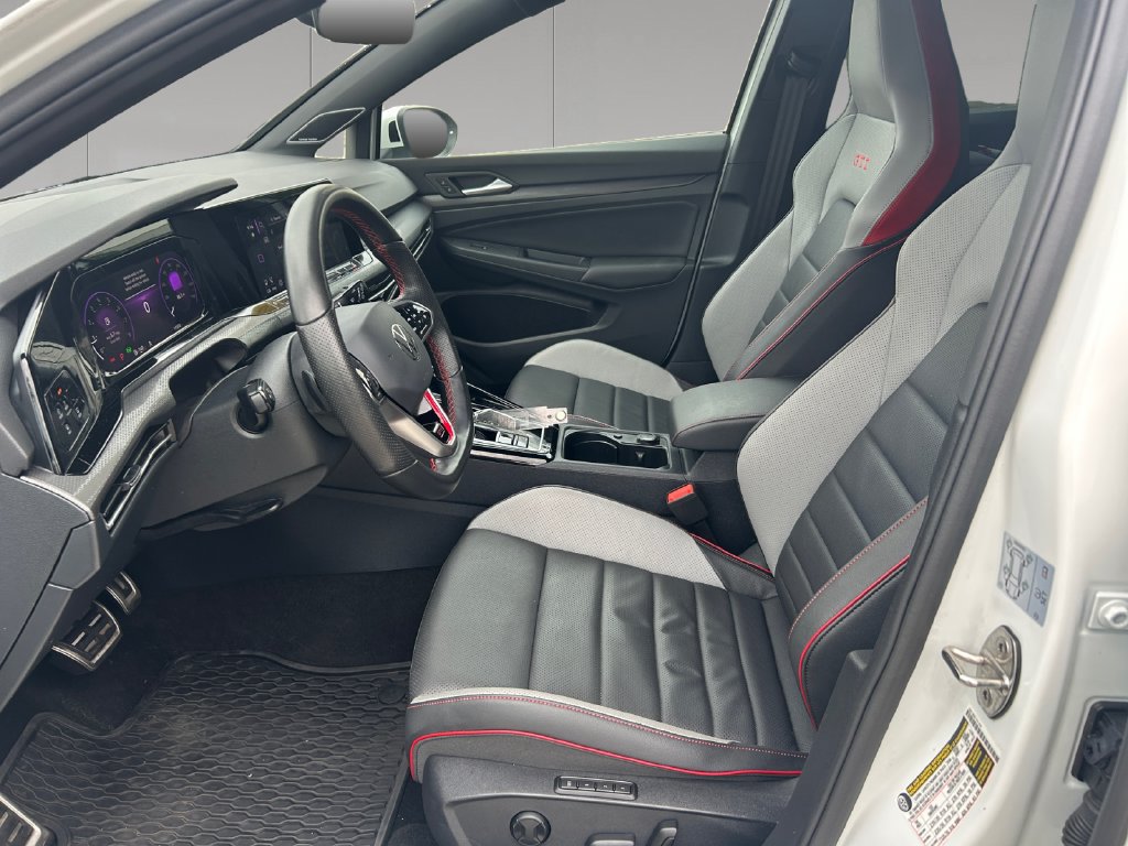 Used 2024 Volkswagen GTI Autobahn FWD image 11