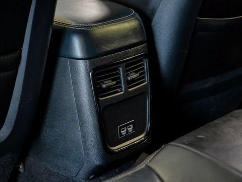 Used 2022 Chrysler 300 S RWD image 50