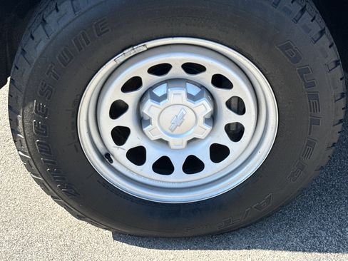 Used 2022 Chevrolet Silverado 1500 W/T w/ WT Value Package image 9