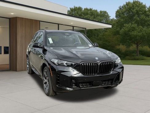 New 2026 BMW X5 xDrive50e w/ M Sport Package image 5