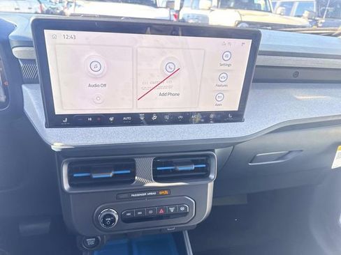 New 2026 Ford Maverick XLT w/ XLT Luxury Package image 9