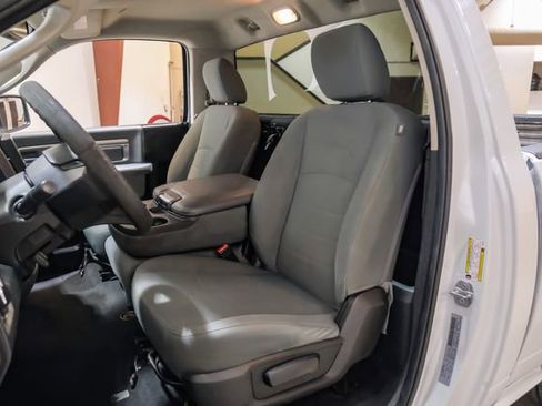 Used 2018 RAM 1500 Tradesman w/ Power & Remote Entry Group image 36