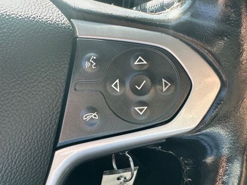 Used 2021 Chevrolet Colorado LT w/ Safety Package image 22