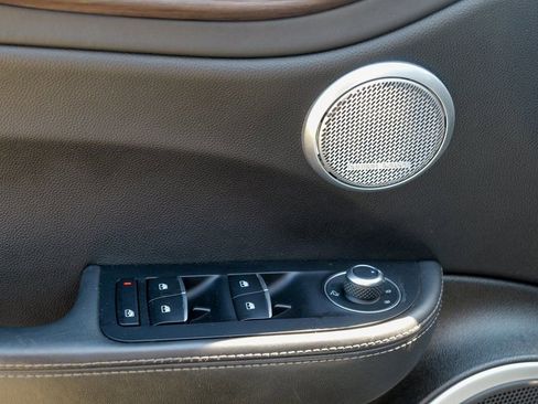 Used 2017 Alfa Romeo Giulia Ti w/ TI Lusso Package image 18