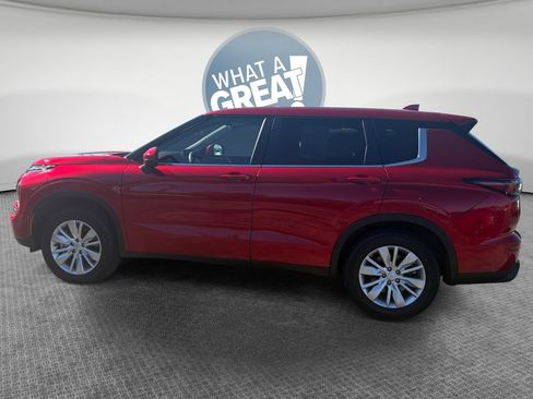 Used 2025 Mitsubishi Outlander ES AWD/4WD image 7